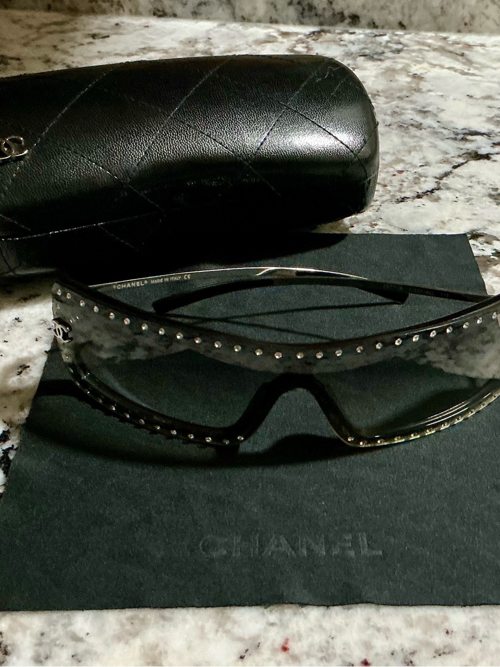 Chanel Black Rhinestone Statement Sunglasses with Case and CHANEL Cloth - Picture 3 of 6
